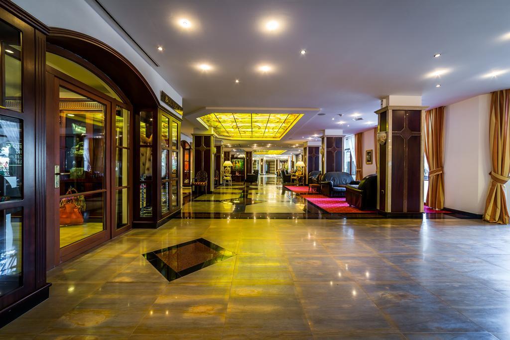 Helena Vip Villas And Suites Sunny Beach Exterior photo